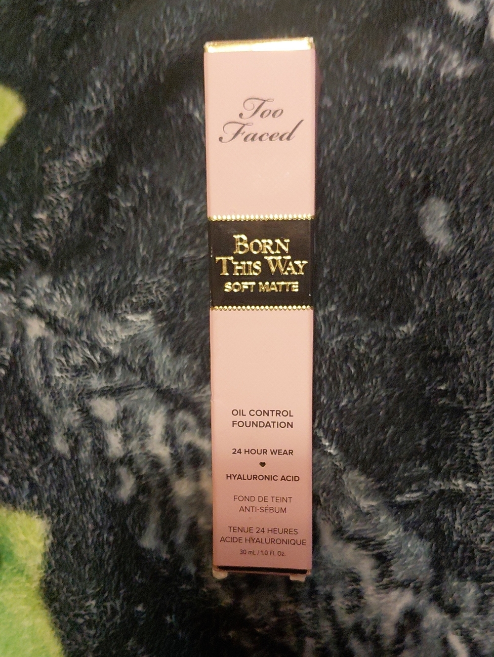 Too Faced Born This Way Soft Matte Oil Control Foundation - Light Pink Box